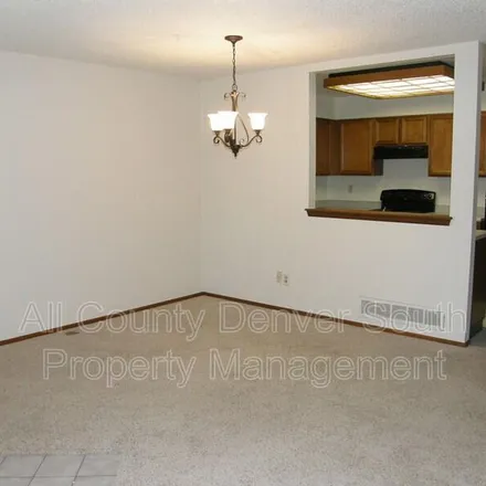 Image 8 - 7454 East Florida Avenue, Denver, CO 80231, USA - Apartment for rent
