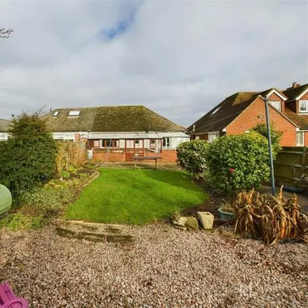 Image 2 - Sunstar Lane, Wannock, BN26 5HS, United Kingdom - Duplex for sale