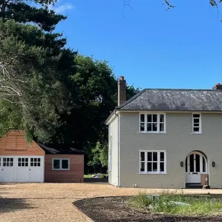 Rent this 5 bed house on Wooden House Lane in New Forest, SO41 5QU