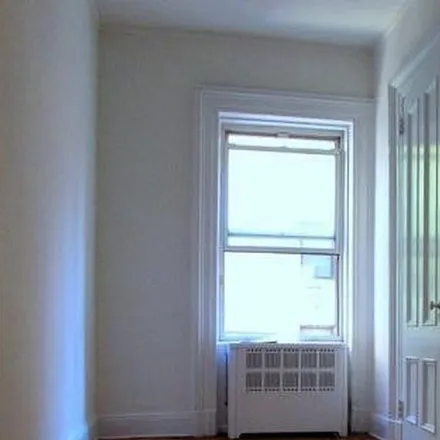 Image 3 - 147 East 72nd Street, New York, NY 10021, USA - Apartment for rent