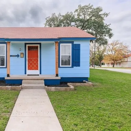 Image 4 - Bible Baptist Church, South Elm Street, Brady, TX 76825, USA - House for sale