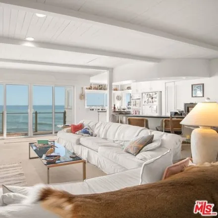 Image 1 - 19302 Pacific Coast Highway, Malibu, CA 90265, USA - House for sale