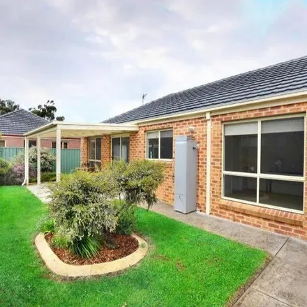 Rent this 3 bed apartment on 26 St Chester Avenue in Lake Gardens VIC 3355, Australia