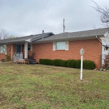 Buy this 3 bed house on Olive Boulevard in Lindsay, Garvin County