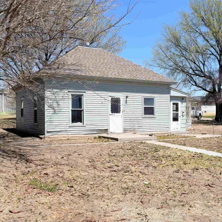 Buy this 2 bed house on 708 West Hall Street in Oberlin, KS 67749