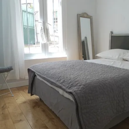 Image 7 - Paris, 18th Arrondissement, IDF, FR - Apartment for rent