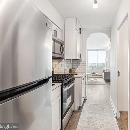 Image 2 - Hopkinson House, 604 South Washington Square, Philadelphia, PA 19106, USA - Condo for sale