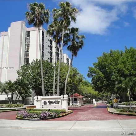 Image 2 - Plaza of the Americas Building 4, North Bay Road, Sunny Isles Beach, FL 33160, USA - Apartment for rent