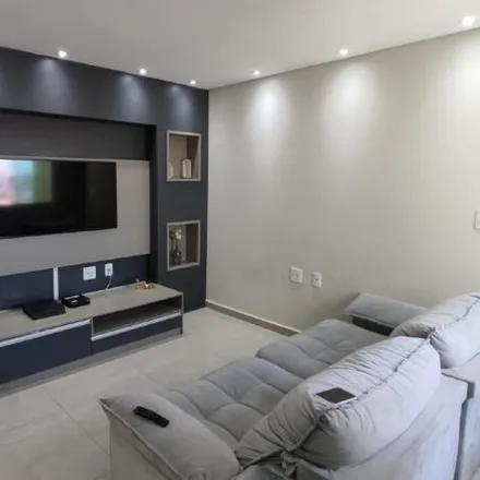 Buy this 3 bed apartment on Rua Gibraltar in Vila Metalúrgica, Santo André - SP