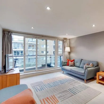 Rent this 2 bed apartment on Virgin Active in Smugglers Way, London