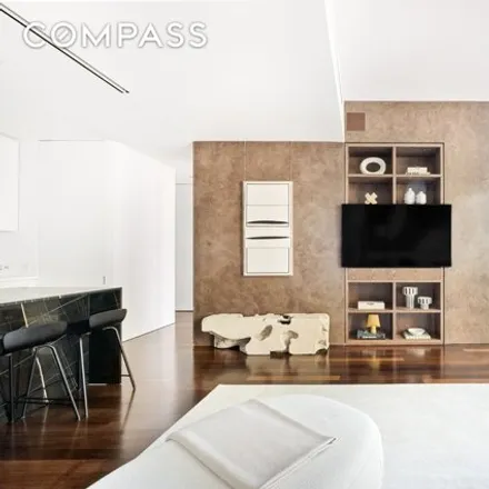 Image 3 - 165 Charles Street, New York, NY 10014, USA - Condo for sale