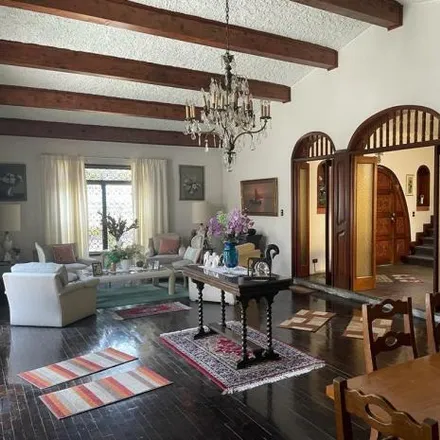 Buy this 4 bed house on Jirón Guillermo Peratta in Santiago de Surco, Lima Metropolitan Area 15038