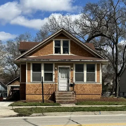 Buy this 2 bed house on 647 Saint Charles Street in Elgin, IL 60120