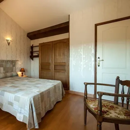 Rent this 3 bed house on Navour-sur-Grosne in Saône-et-Loire, France