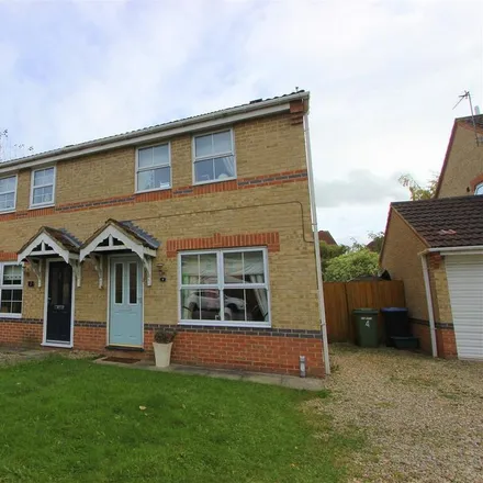 Rent this 3 bed duplex on Raddive Close in Newton Aycliffe, DL5 7QJ