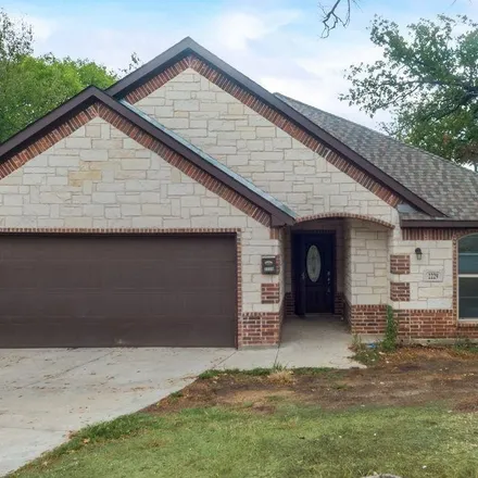 Rent this 3 bed house on 2201 Miller Avenue in Fort Worth, TX 76105