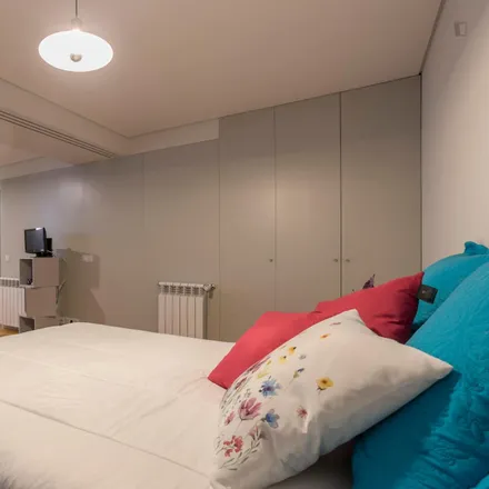 Rent this 1 bed apartment on Augusto in Rua da Firmeza, 4000-044 Porto