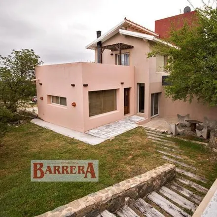 Buy this 3 bed house on Avenida Los Mandarinos in Junín, 5883 Municipio de Carpintería