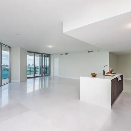 Image 2 - Aria on the Bay, 488 Northeast 18th Street, Miami, FL 33132, USA - Apartment for rent