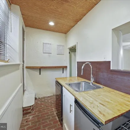 Image 7 - 4411 St Davids St, Philadelphia, PA 19127, USA - Townhouse for sale