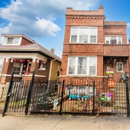 Image 1 - 4825 West Bloomingdale Avenue, Chicago, IL 60639, USA - House for sale