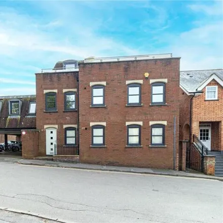 Image 1 - Thompsons Close Doctor Surgery, 3 Thompsons Close, Hatching Green, AL5 4ES, United Kingdom - Apartment for sale