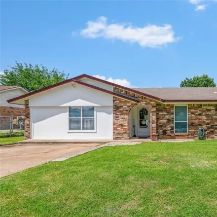 Buy this 4 bed house on 723 Rolling Ridge Lane in Duncanville, TX 75116