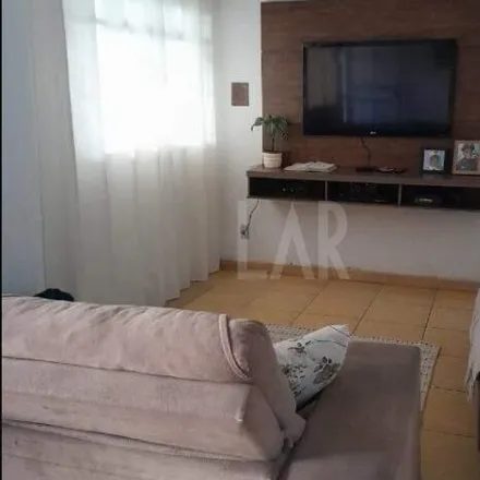 Buy this 2 bed house on Rua Jairo Brito Dos Santos in Jardim Vitória, Belo Horizonte - MG