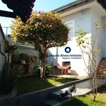 Buy this 2 bed house on Rua Padre Estáquio in Alto do Ipiranga, Mogi das Cruzes - SP