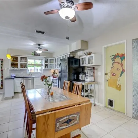Image 8 - 1756 Northeast 49th Street, Coral Hills, Fort Lauderdale, FL 33334, USA - House for sale