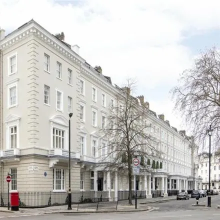Image 2 - 37 Chesham Place, London, SW1X 8HN, United Kingdom - Apartment for sale