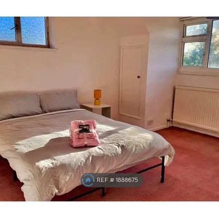 Rent this 3 bed apartment on 4 Trefusis Walk in Rounton, WD17 3BP