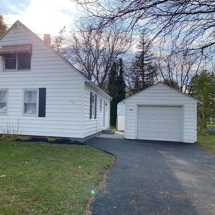 Rent this 3 bed house on 323 Eisenhart Place in Horseheads, NY 14845