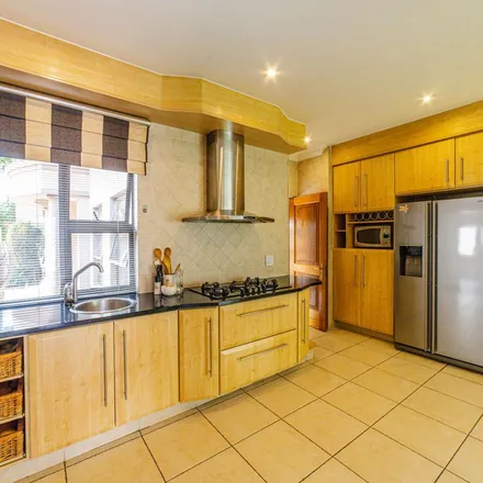 Rent this 4 bed apartment on Dainfern Golf Course in Collingham Close, Johannesburg Ward 96
