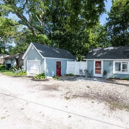 Image 1 - 11902 W Breezy Point Dr, Monticello, Indiana, 47960 - House for sale