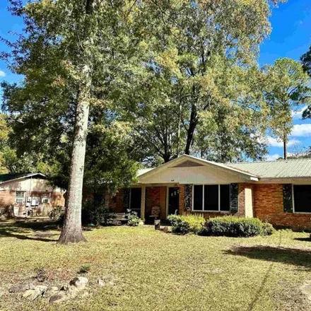 Buy this 3 bed house on 1712 Sowell Road in Brewton, AL 36426
