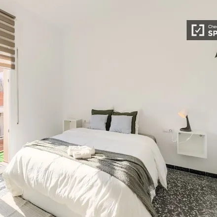 Rent this 5 bed room on Carrer de Sardenya in 453, 08001 Barcelona