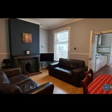 Image 4 - Sibthorp Street, Bracebridge, LN5 7SL, United Kingdom - Townhouse for rent