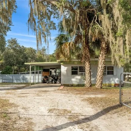 Buy this studio apartment on 5692 South Withlapopka Drive in Citrus County, FL 34436