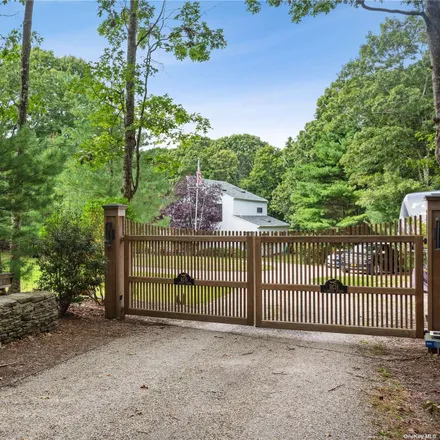 Buy this 3 bed house on 3 North Woods Lane in Northwest Harbor, East Hampton