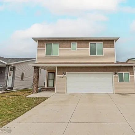 Buy this 3 bed house on 1718 44th Avenue South in Moorhead, MN 56560