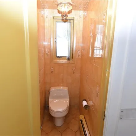 Image 7 - 2802 Avenue L, New York, NY 11210, USA - House for sale