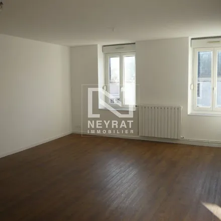 Rent this 3 bed apartment on Marché de Chagny in Rue de la République, 71150 Chagny