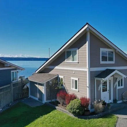 Buy this 2 bed house on Eastpoint Drive in Island County, WA