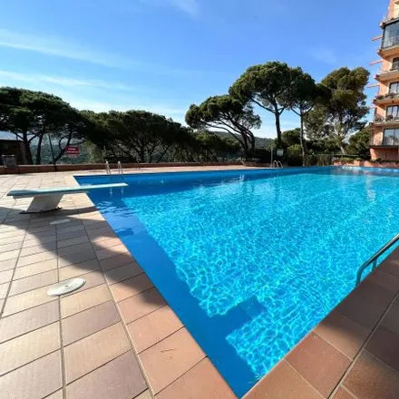 Rent this 2 bed apartment on Carrer del Llorer in 17248 Castell d'Aro, Platja d'Aro i s'Agaró