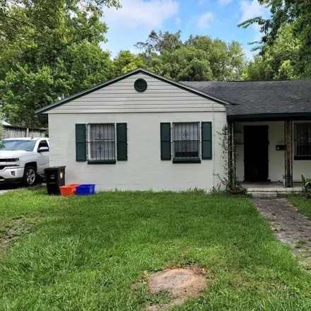 Buy this 2 bed house on 1034 Northeast 1st Avenue in Gainesville, FL 32601