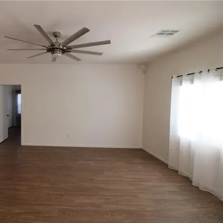 Image 7 - 2313 North Rock Slide Circle, Clark County, NV 89115, USA - House for rent