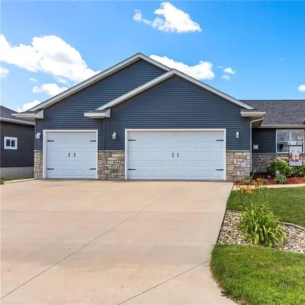 Buy this 5 bed house on 120 Driftwood Circle in Palo, Linn County