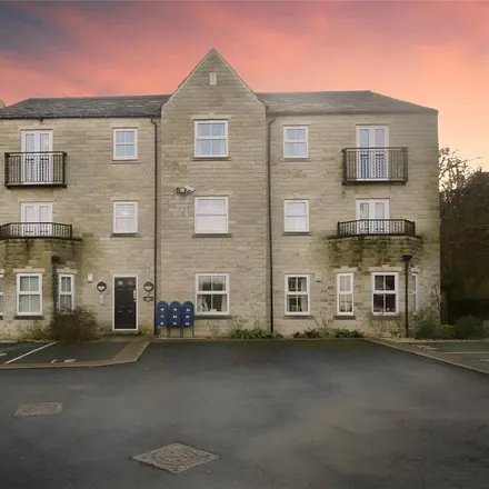 Rent this 2 bed apartment on 2 Solid in Huddersfield, HD4 6ES