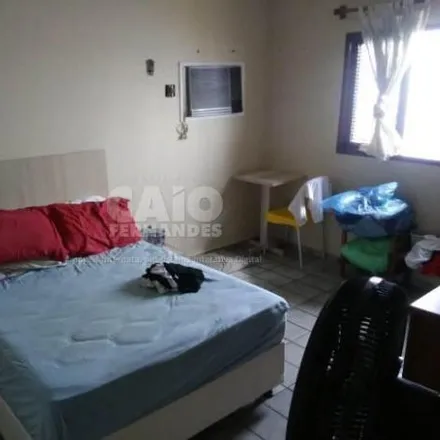Rent this 4 bed house on Avenida Miguel Castro in Lagoa Nova, Natal - RN